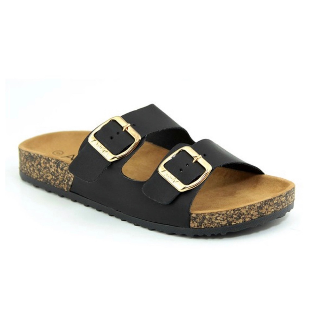 ✨ONE DAY SALE✨DOUBLE BUCKLE BLACK SANDALS - Picture 2 of 3